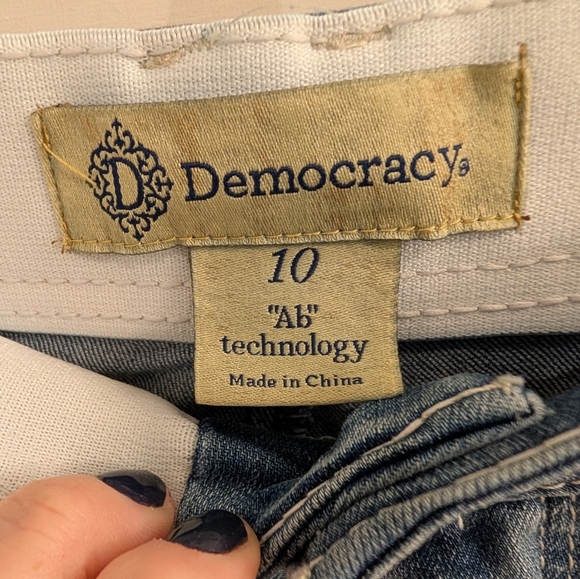 Light Blue Distressed Women Jeans - Picture 7 of 9